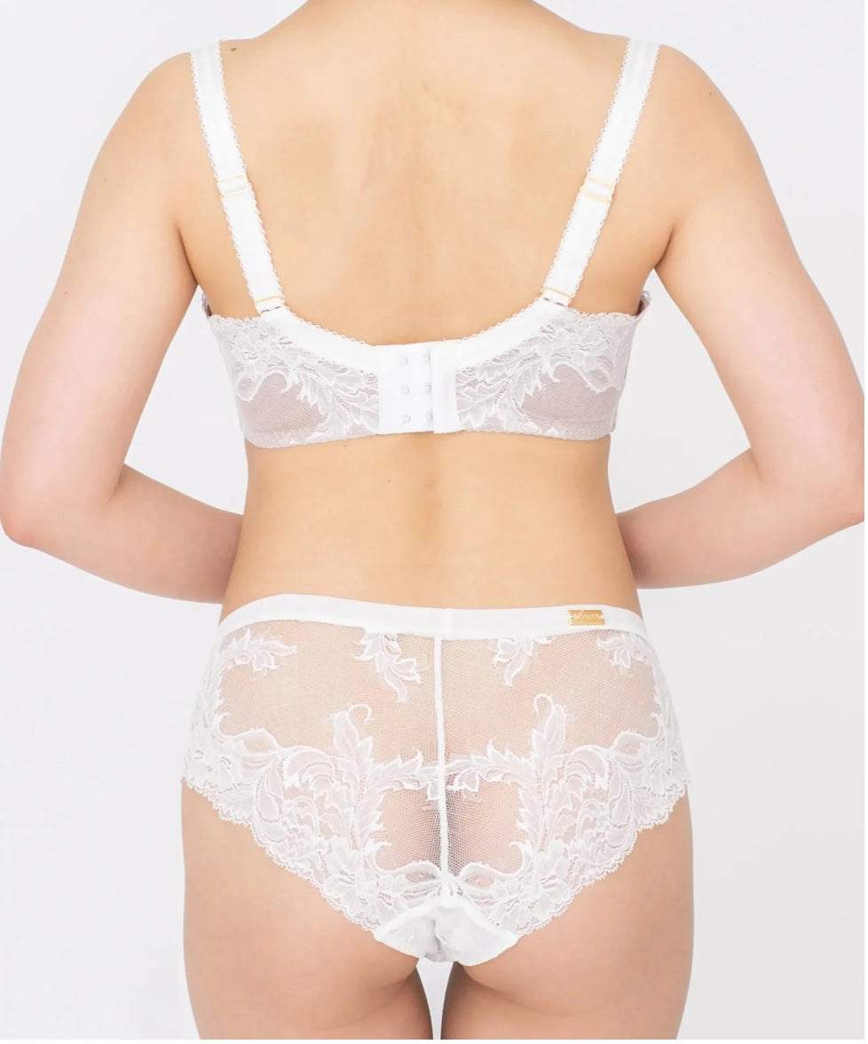 M'DREA 日本製グラマーサイズ対応L字ワイヤーブラ Elegance White｜B〜Mカップまで対応